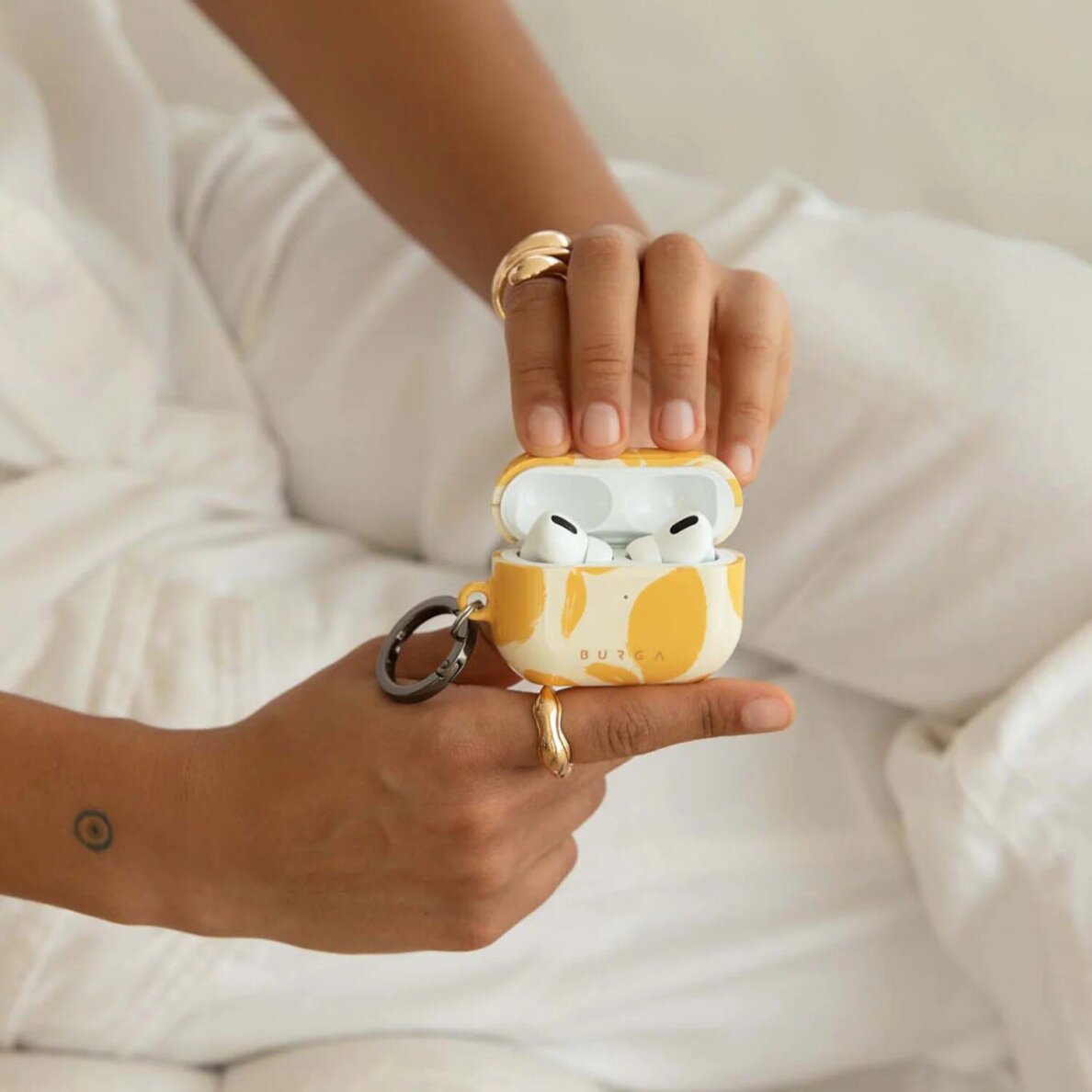 Airpods PRO 3 Lemon Tart BURGA dėklas 2