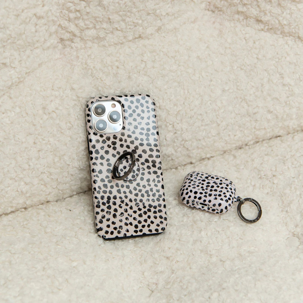 Airpods PRO Almond Latte BURGA dėklas 4