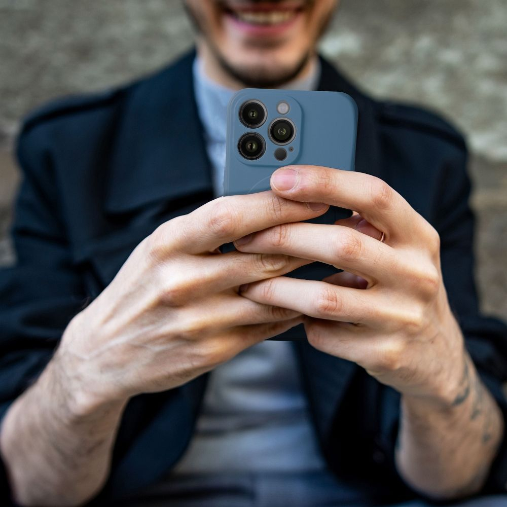 iPhone 14 PRO mėlyna MagSilicone nugarėlė 6