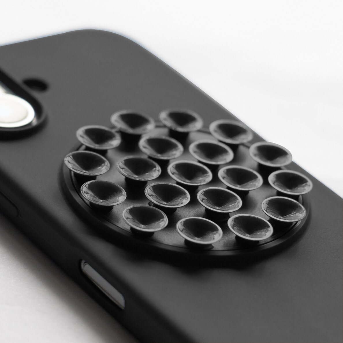 iPhone 16 black Silicone STICK nugarėlė 1