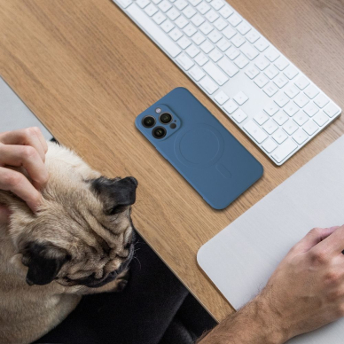 iPhone 11 PRO MAX mėlyna MagSilicone nugarėlė 10