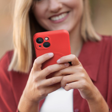 iPhone 11 raudona MagSilicone nugarėlė 1