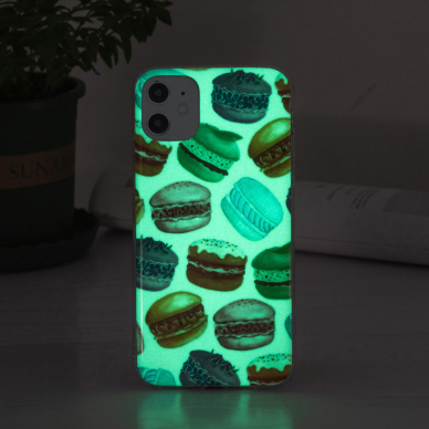 iPhone 11 Tracy nugarėlė Macaroon 2