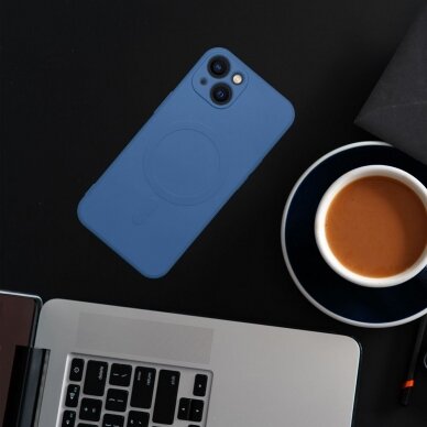 iPhone 13 mėlyna MagSilicone nugarėlė 5