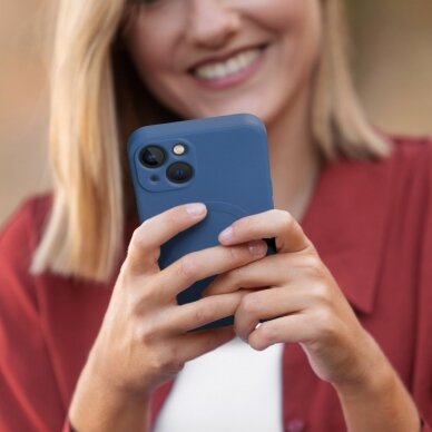 iPhone 13 mėlyna MagSilicone nugarėlė 1