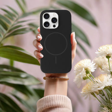iPhone 13 PRO black SLIM SILICONE MagSafe nugarėlė 5