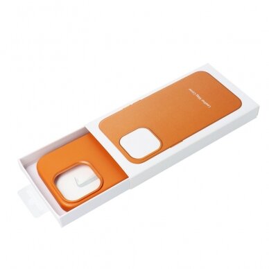 iPhone 15 PLUS orange MagLeather MagSafe nugarėlė 9