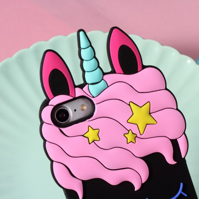 iPhone 7/8/SE 2020 juoda nugarėlė Cute Unicorn 1