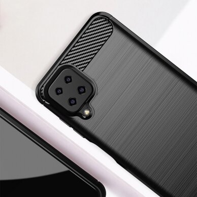 Samsung A12 juoda LYGCARBON nugarėlė 1
